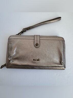 The Sak Metallic Leather Wallet Crossbody Clutch Wristlet Convertible 3 in 1 EUC